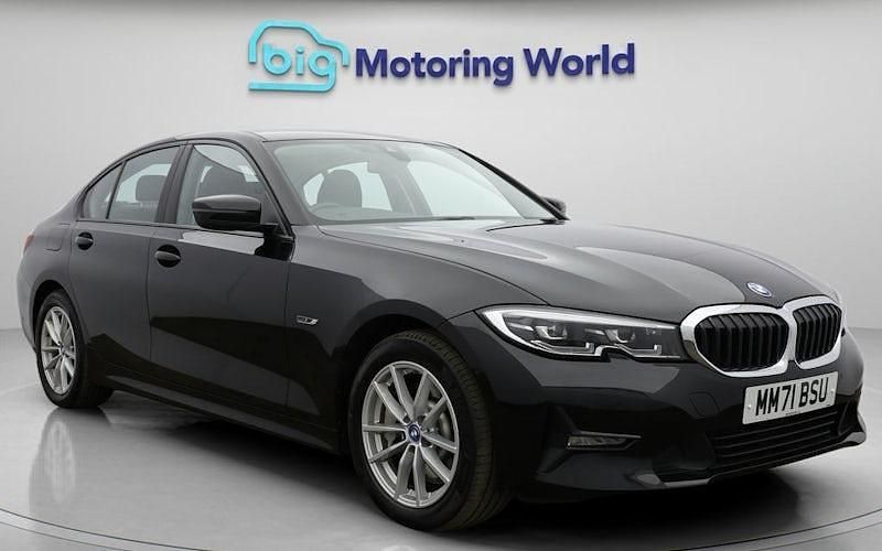 Used BMW 330e 292 HP (214 kW) 2022 Black Sedan