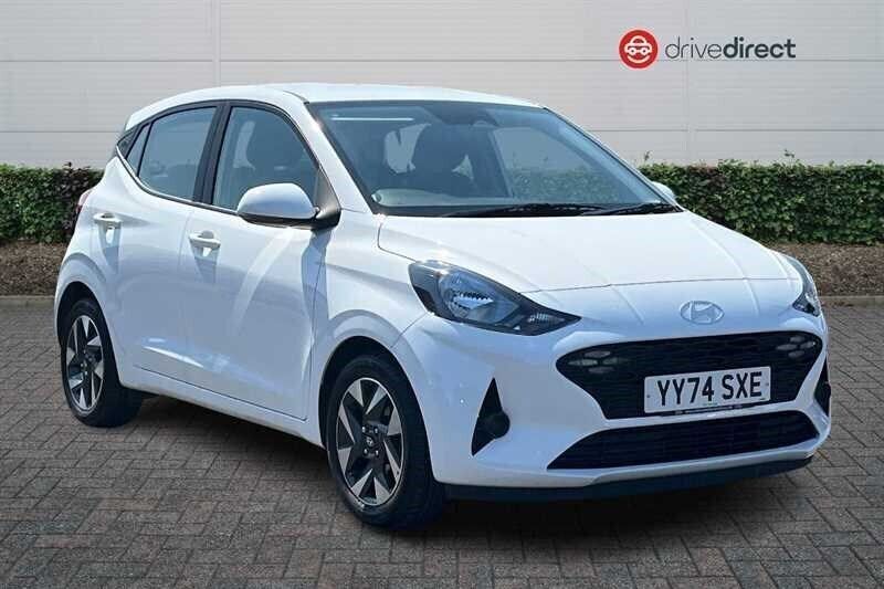 White Used 2024 Hyundai i10 Advanced Hatchback | £12,241 (Good price) - Image 1/4