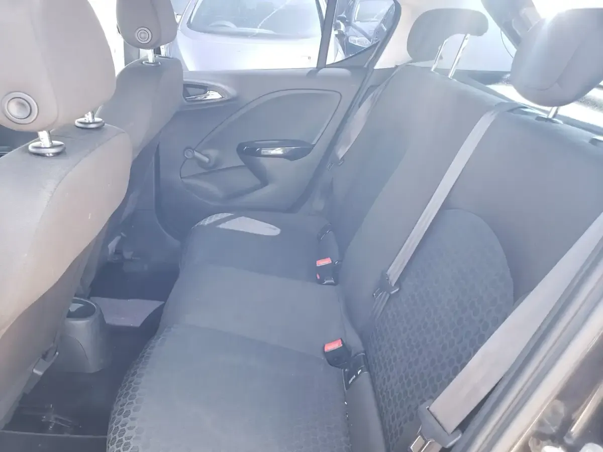 Usado Vauxhall Corsa Design Edition 2015 Preto Citadino