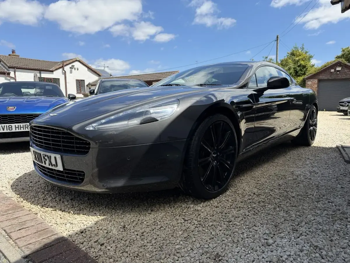 Used Aston Martin Rapide 470 HP (345 kW) 2011 Silver Hatchback