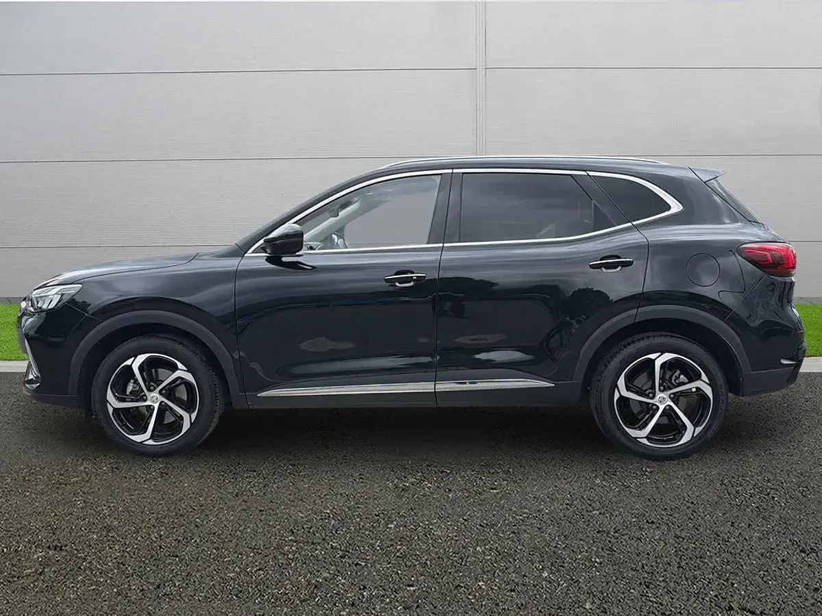 Used MG HS Trophy 162 HP (119 kW) 2024 Black SUV