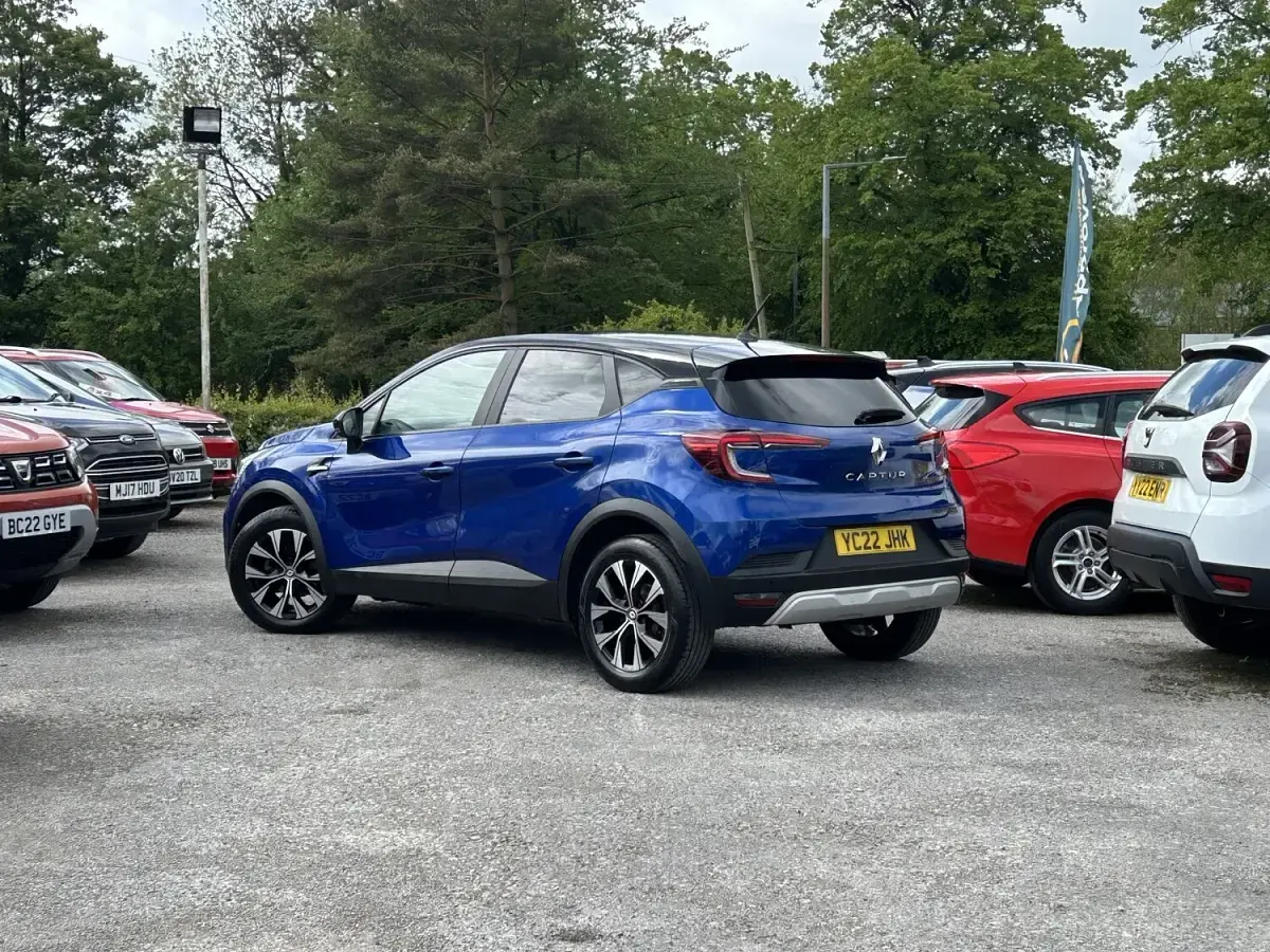 Used Renault Captur LIMITED 2022 Blue/black SUV
