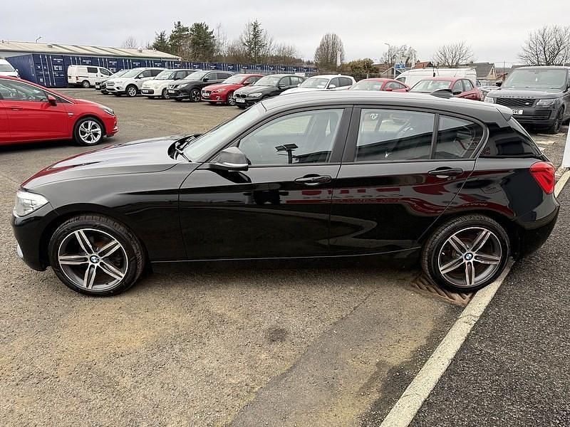 Gebraucht BMW 118 Sport Line 150 PS (110 kW) 2019 Schwarz Kleinwagen