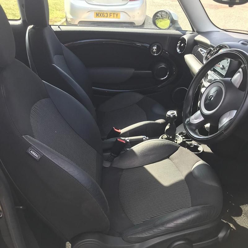 Used Mini Cooper Hatch 2009 Black Hatchback