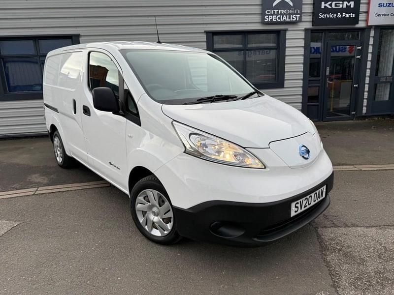 White Used 2020 Nissan e-NV200 Acenta MPV | £8,495 (Fair price) - Image 1/4