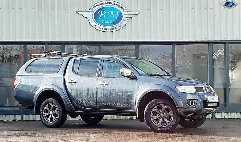 Grey Used 2010 Mitsubishi L200 Pickup | £4,650 (Fair price) - Image 1/4