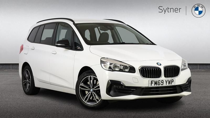 White Used 2019 BMW 218 Gran Tourer Sport Line MPV | £16,000 (Fair price) - Image 1/4