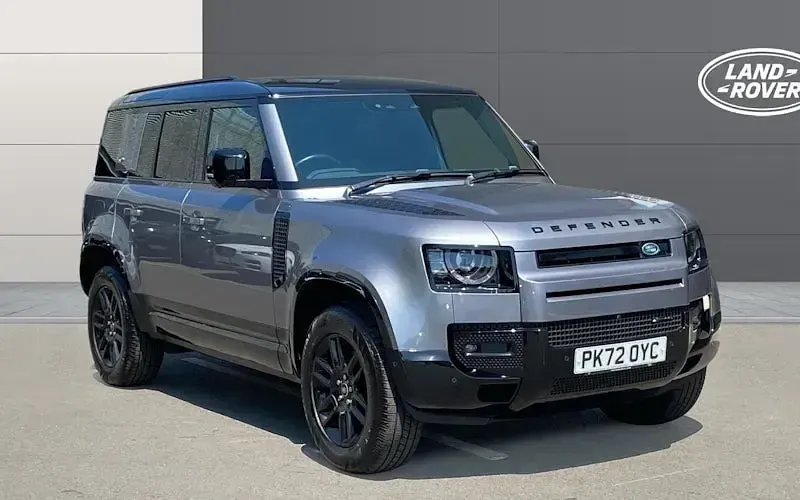 Used Land Rover Defender SE Dynamic 249 HP (183 kW) 2022 SUV