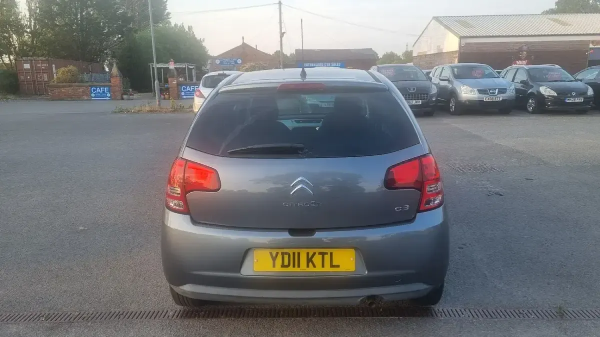 Used Citroën C3 VTR Sport 2011 Grey Hatchback