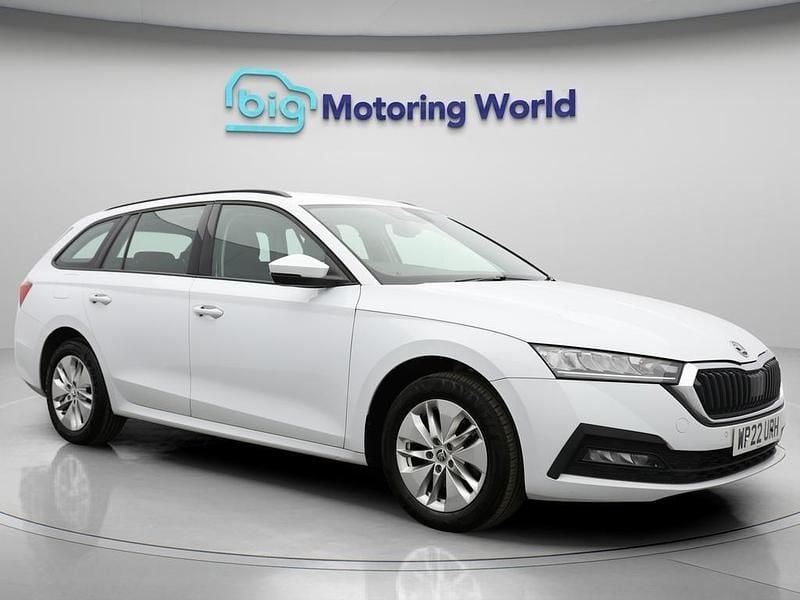 White Used 2022 Skoda Octavia SE Technology Estate | £12,000 (Fair price) - Image 1/4