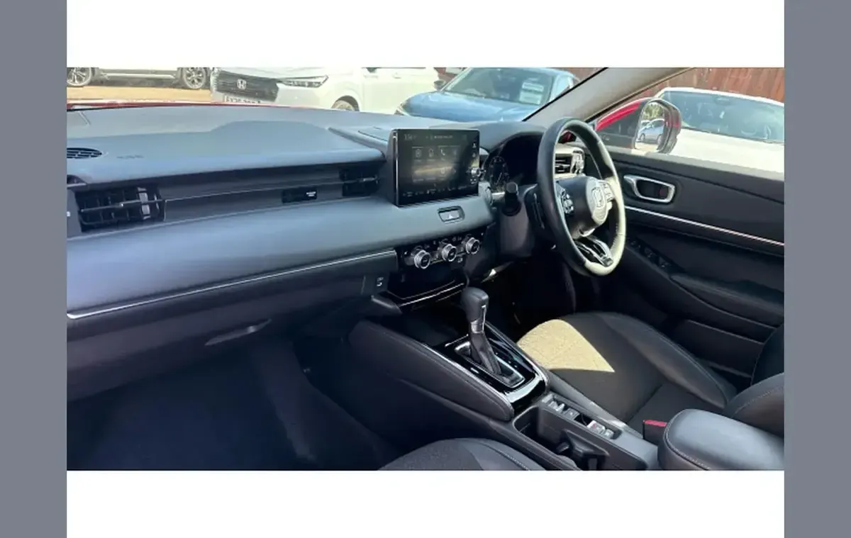 Used Honda HR-V Advance 128 HP (94 kW) 2025 Red SUV