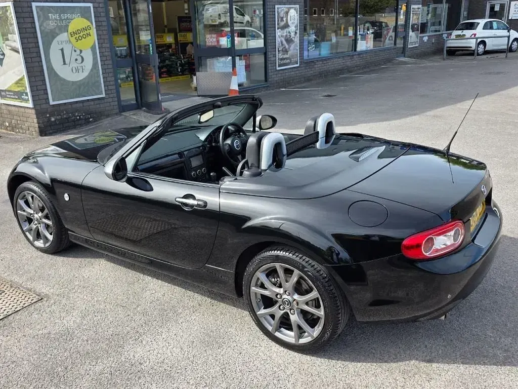 Używany Mazda MX5 Edition 124 KM (91 kW) 2014 Czarny Kabriolet