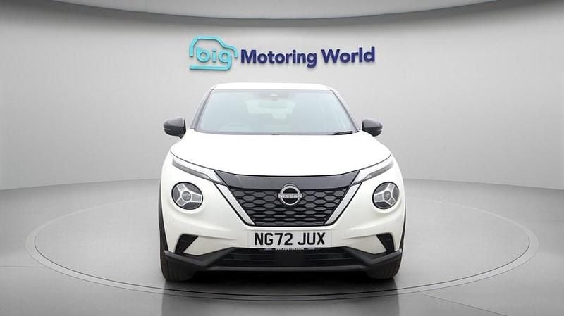 Used Nissan Juke N-Connecta 143 HP (105 kW) 2023 White SUV