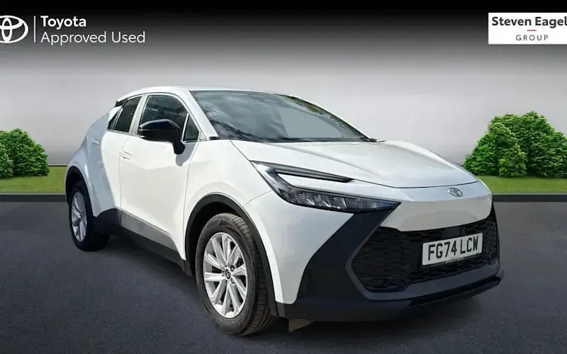 Used Toyota C-HR 140 HP (102 kW) 2024 SUV