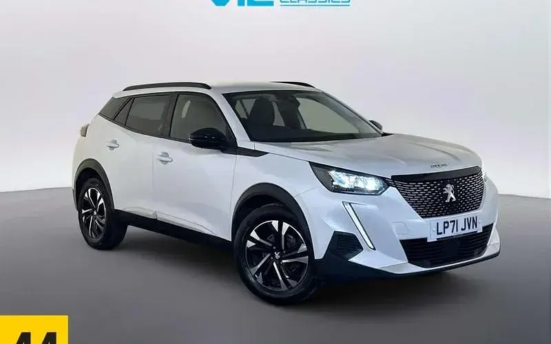 Used Peugeot 2008 Allure Premium 110 HP (80 kW) 2022 SUV