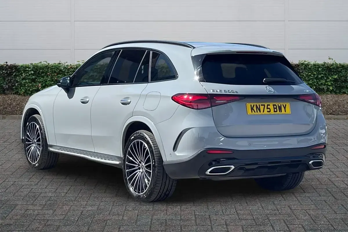 Used Mercedes GLC300e AMG line 2025 Grey SUV