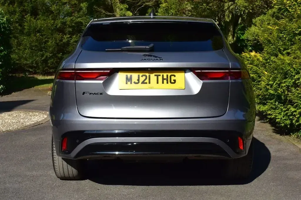 Used Jaguar F-Pace R-Dynamic 250 HP (183 kW) 2021 Grey SUV