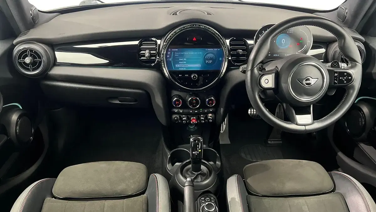 Used Mini Cooper S Hatch 176 HP (129 kW) 2021 Silver Hatchback