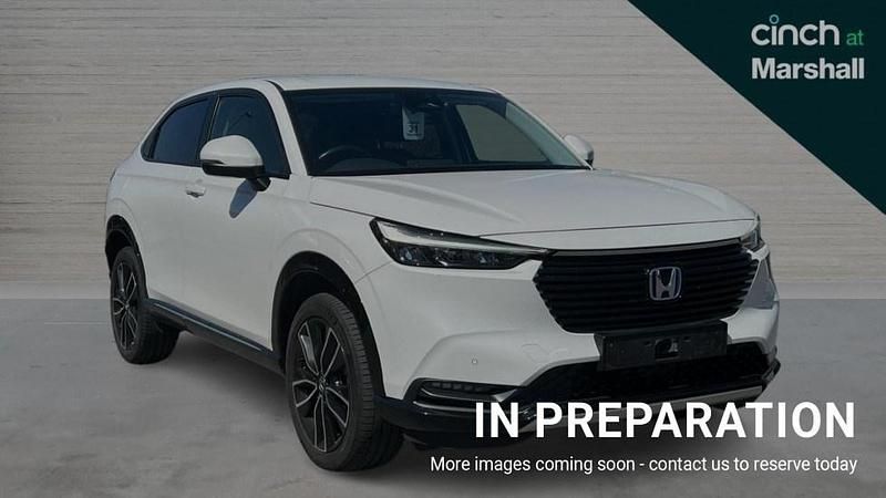 Metallic platinum white Used 2023 Honda HR-V Advance SUV | £22,692 (Fair price) - Image 1/4