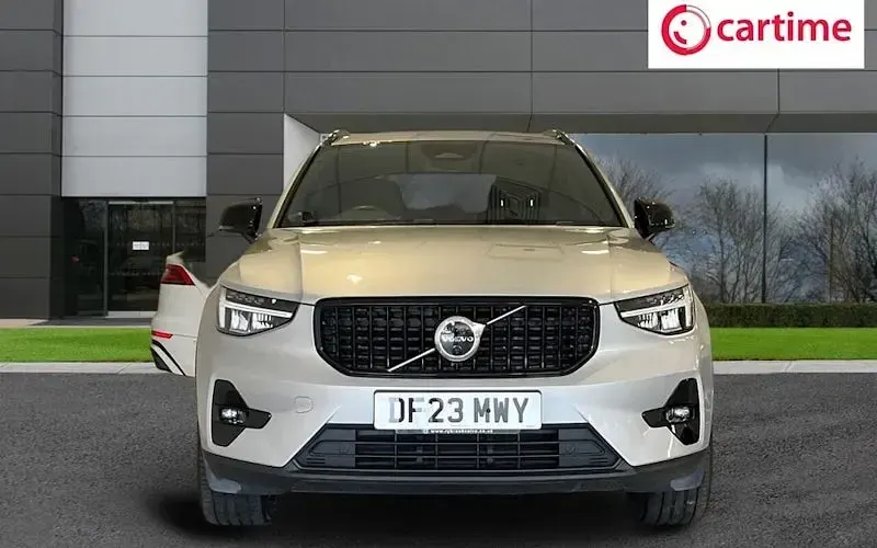 Used Volvo XC40 Plus 163 HP (119 kW) 2026 SUV