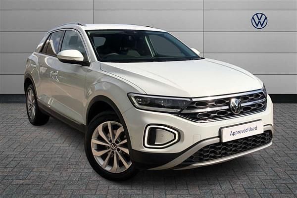 White Used 2023 VW T-Roc Style SUV | £19,190 (Fair price) - Image 1/4
