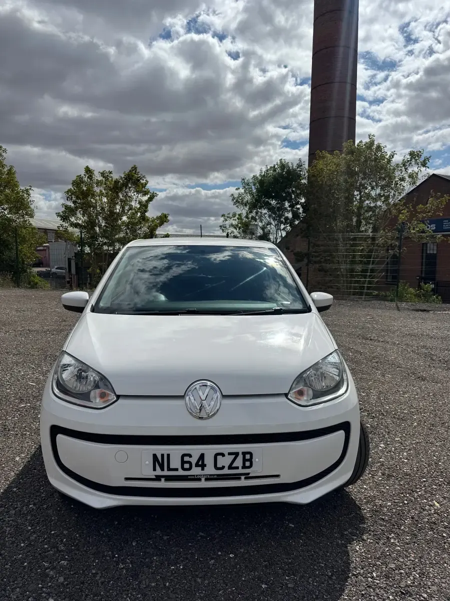 Used VW up! move up! 60 HP (44 kW) 2014 White Hatchback