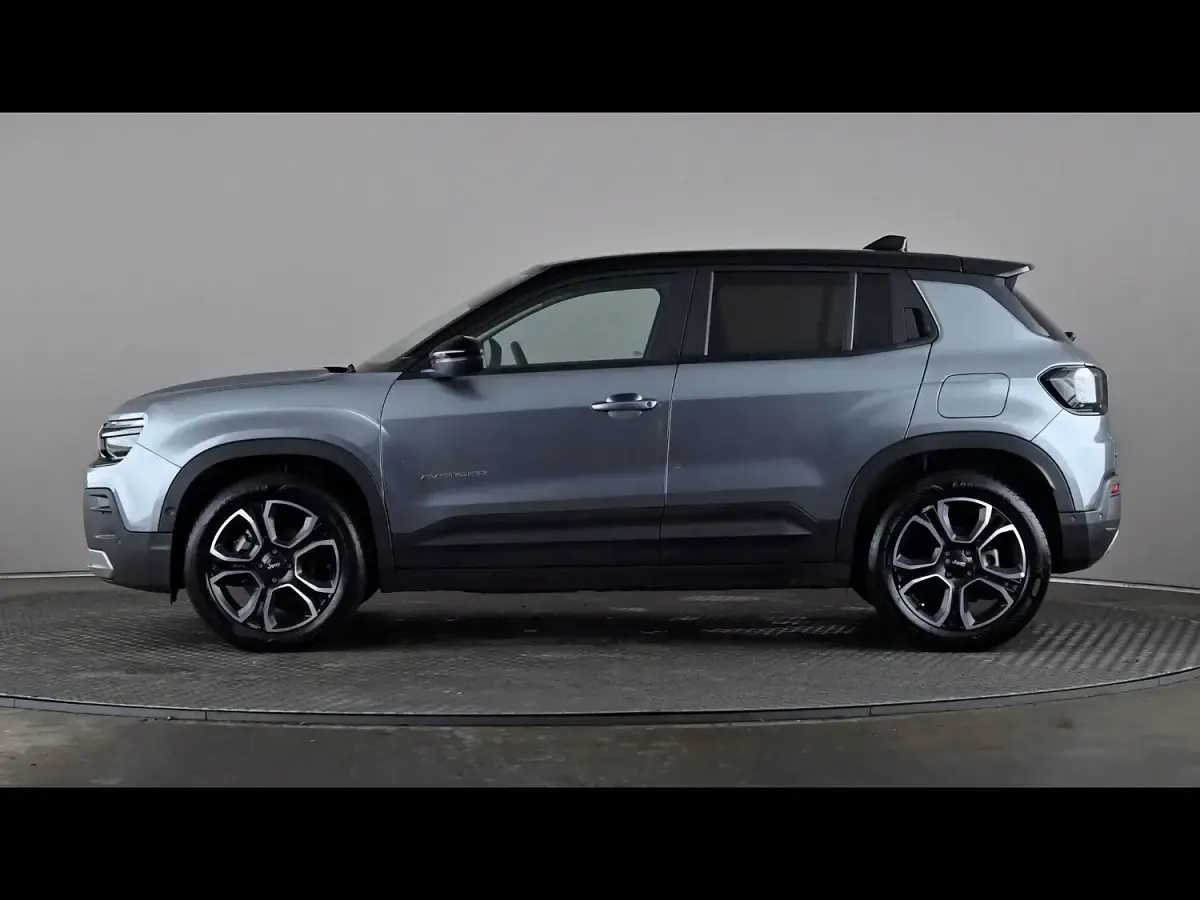 Used Jeep Avenger Summit 114 kW (156 HP) 2024 Grey/black SUV