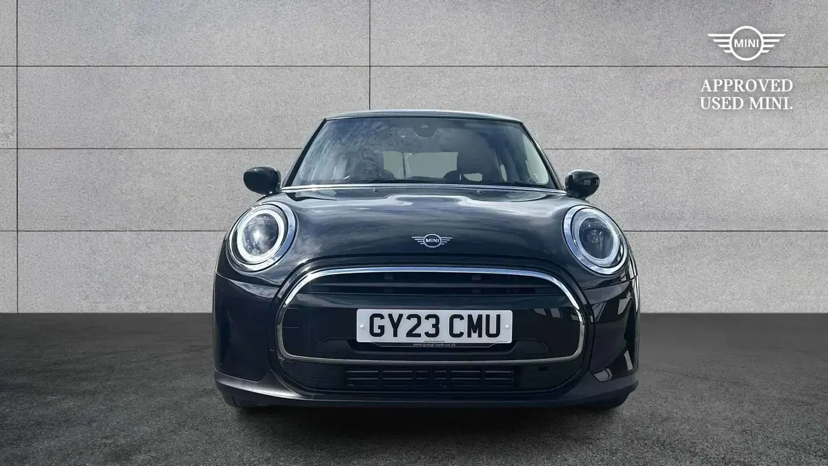 Used Mini Cooper Classic 134 HP (98 kW) 2023 Black Hatchback