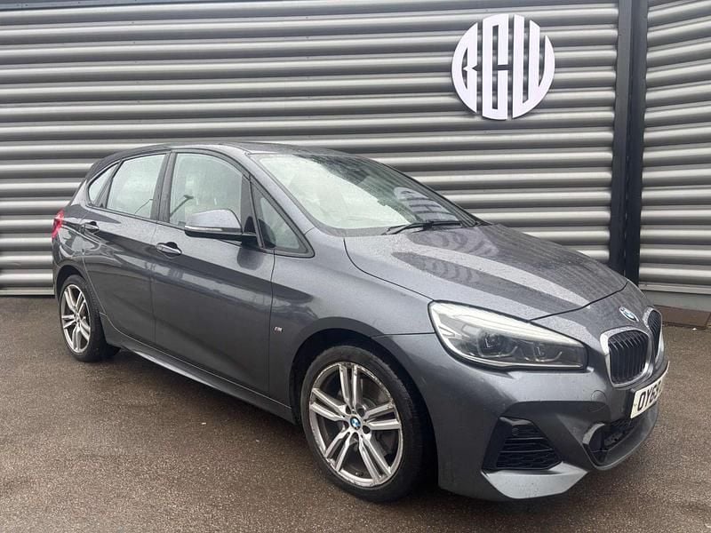 Begagnad BMW 225 M Sport 2019 Grå Minibuss