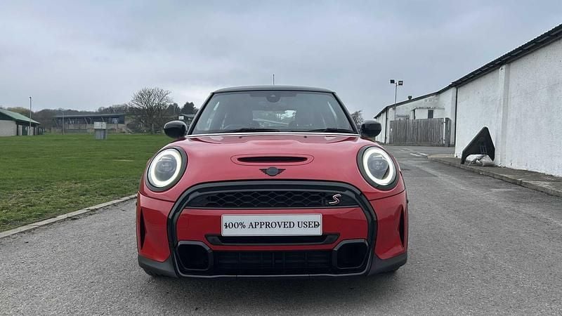 Used Mini Cooper S Exclusive 176 HP (129 kW) 2023 Red Hatchback