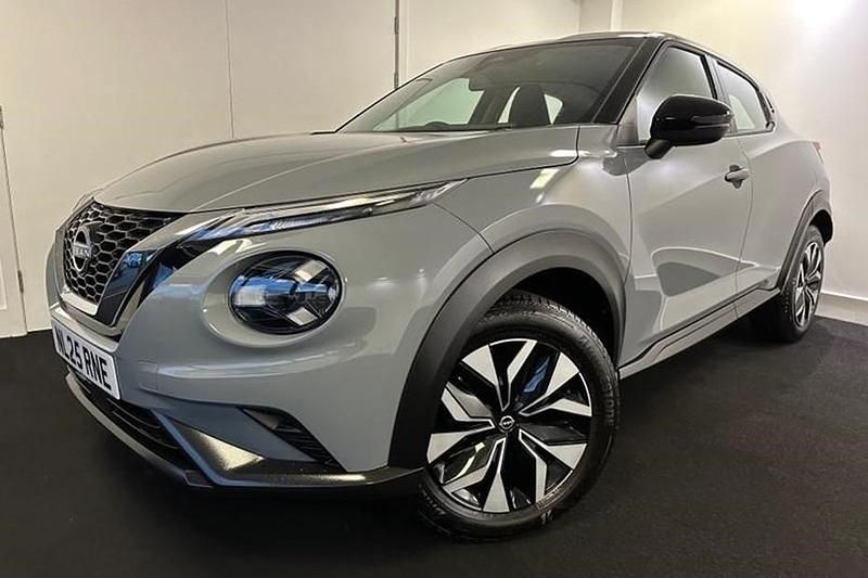 Ceramic grey New 2025 Nissan Juke Acenta Premium SUV | £18,992 (A bit pricey) - Image 1/1