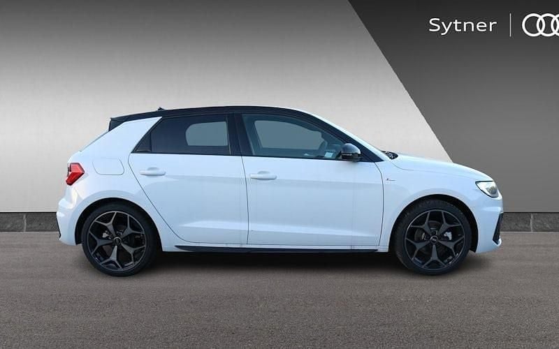 New Audi A1 Sportback Black Edition 116 HP (85 kW) 2025 Hatchback