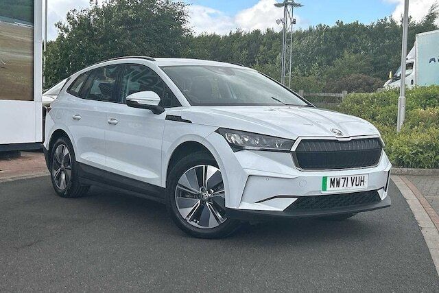 Moon white metallic Used 2021 Skoda Enyaq iV SUV | £19,995 - Image 1/4