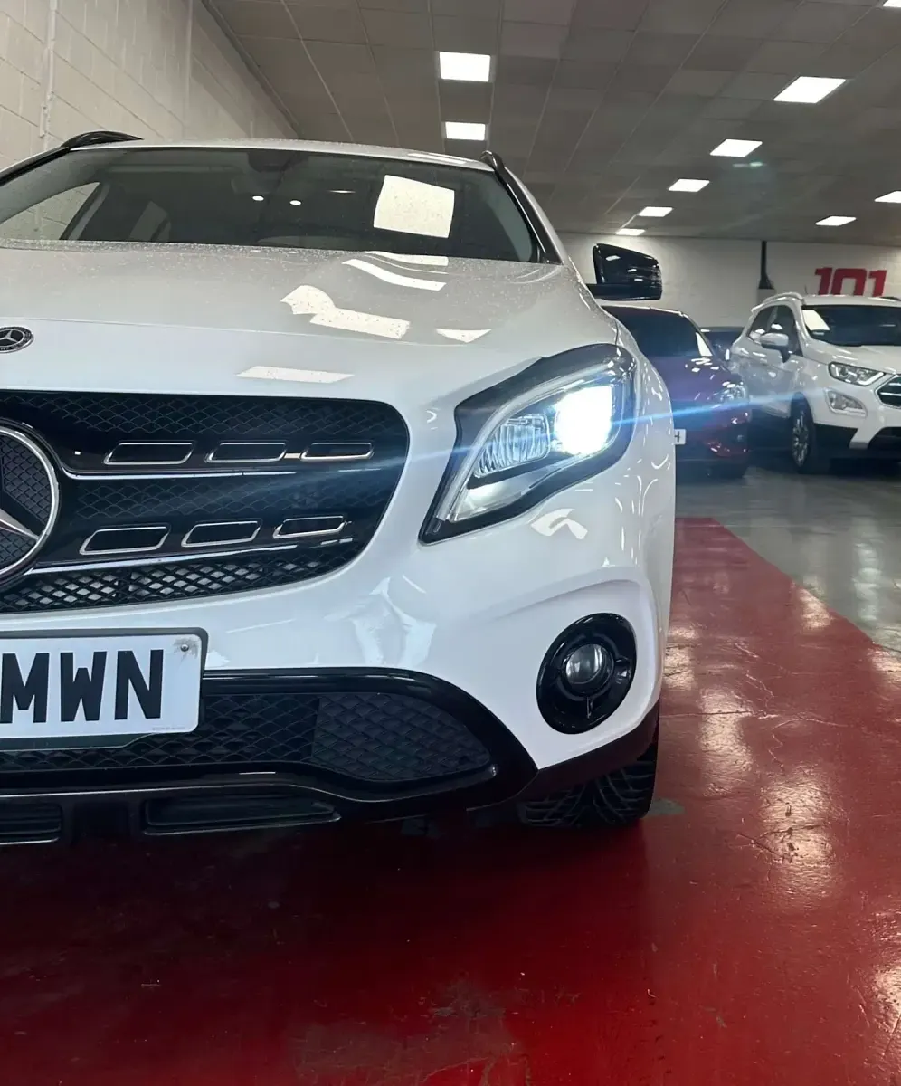 Usado Mercedes GLA180 Urban 2018 Branco SUV