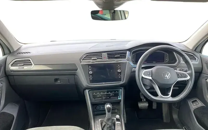 Used VW Tiguan Elegance 245 HP (180 kW) 2023 White SUV