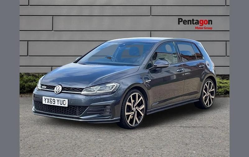 Used VW Golf VII GTD 180 HP (132 kW) 2019 Blue Hatchback