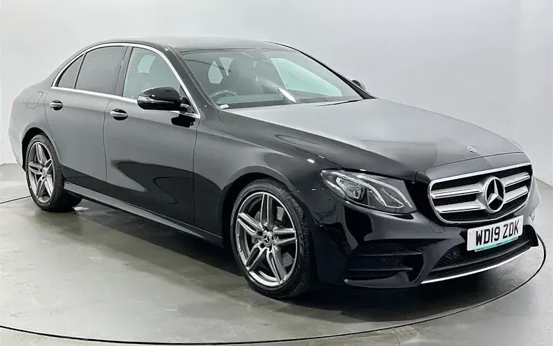 Used Mercedes E200 AMG line 184 HP (135 kW) 2019 Sedan