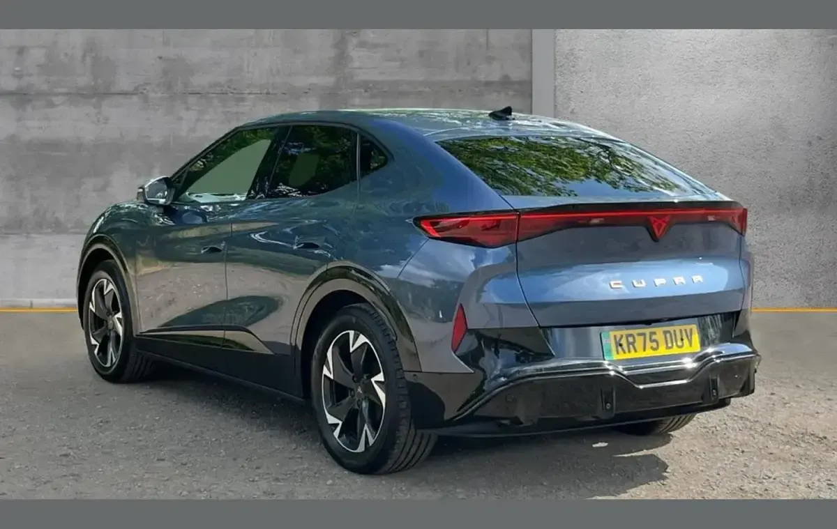 Used Cupra Tavascan 210 kW (286 HP) 2025 Tavascan blue SUV