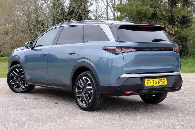 Used Peugeot 5008 GTi 143 HP (105 kW) 2025 Blue SUV