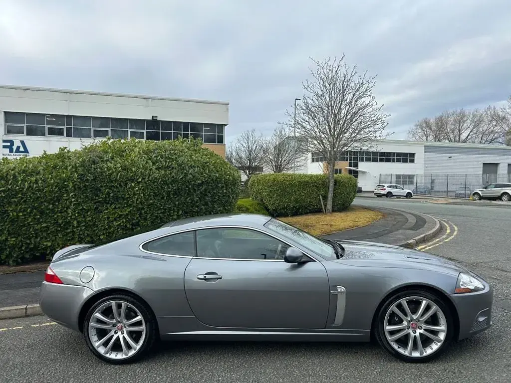 Used Jaguar XKR Supercharged 420 HP (308 kW) 2007 Grey Coupe