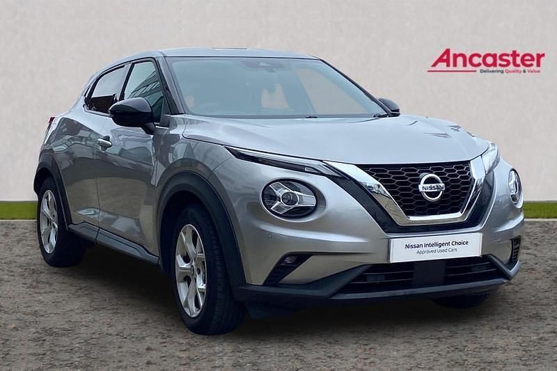 Used Nissan Juke Tekna 114 HP (83 kW) 2020 Silver SUV