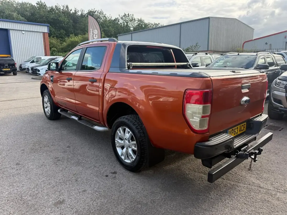 Used Ford Ranger Wildtrack 200 HP (147 kW) 2013 Orange Pickup