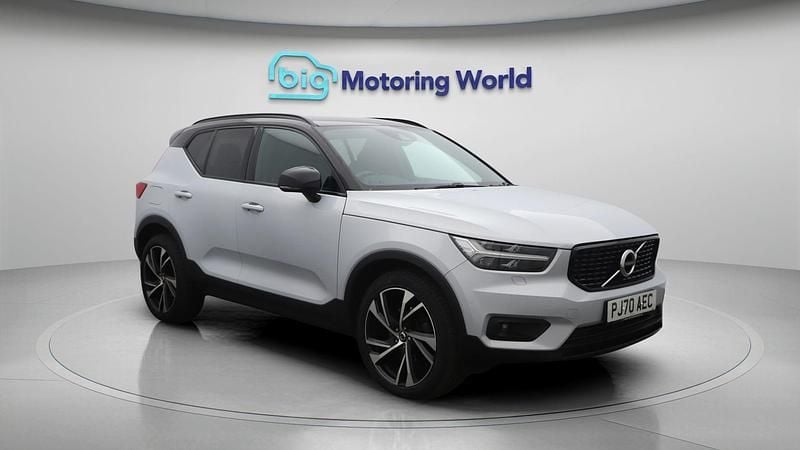 Silver Used 2020 Volvo XC40 R-Design Pro SUV | £20,200 (Good price) - Image 1/4