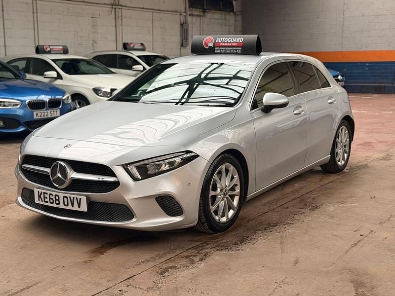 Used Mercedes A180 Executive 116 HP (85 kW) 2018 Silver Hatchback