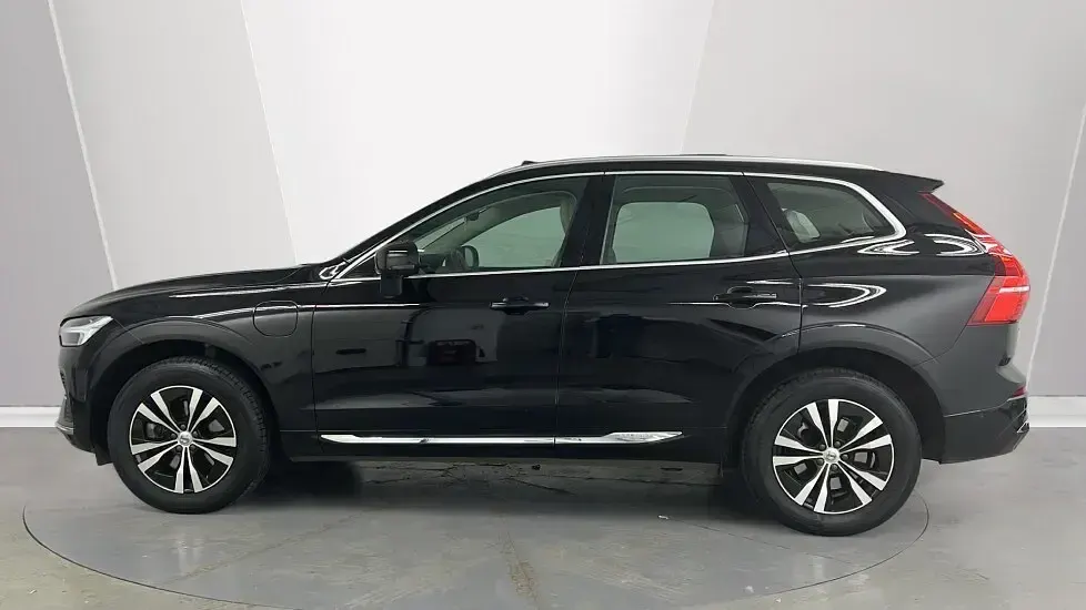Used Volvo XC60 Inscription 249 HP (183 kW) 2022 Black SUV