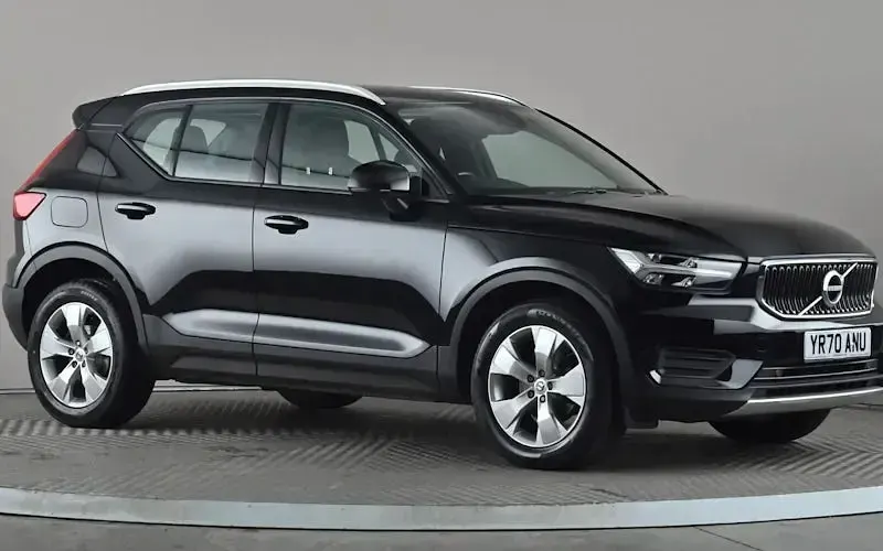 Used Volvo XC40 Momentum 163 HP (119 kW) 2020 SUV