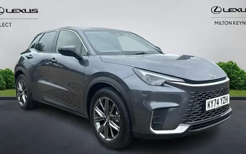 Used Lexus LBX 136 HP (100 kW) 2026 SUV