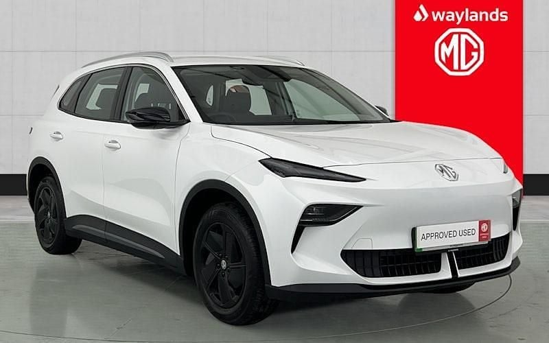 New 2025 MG S5 SE SUV | £22,791 (Fair price) - Image 1/4