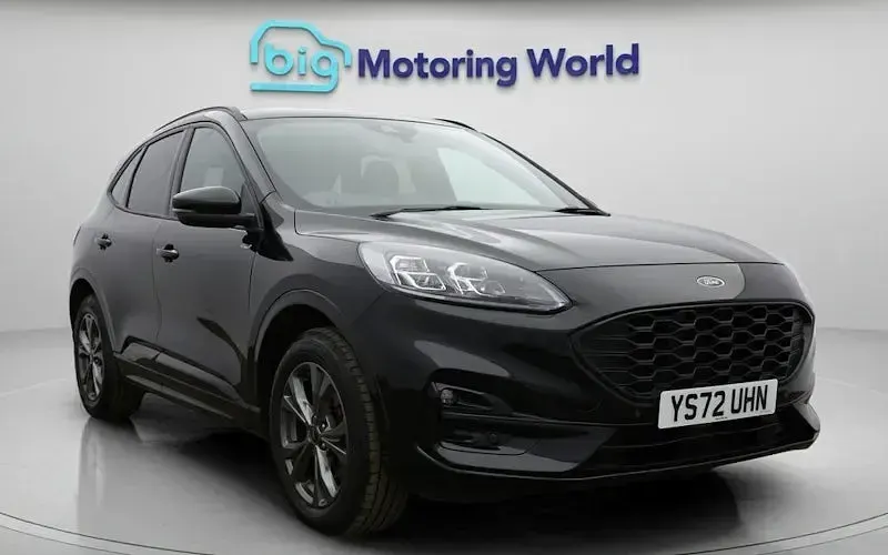 Usado Ford Kuga ST-Line 224 HP (164 kW) 2022 SUV