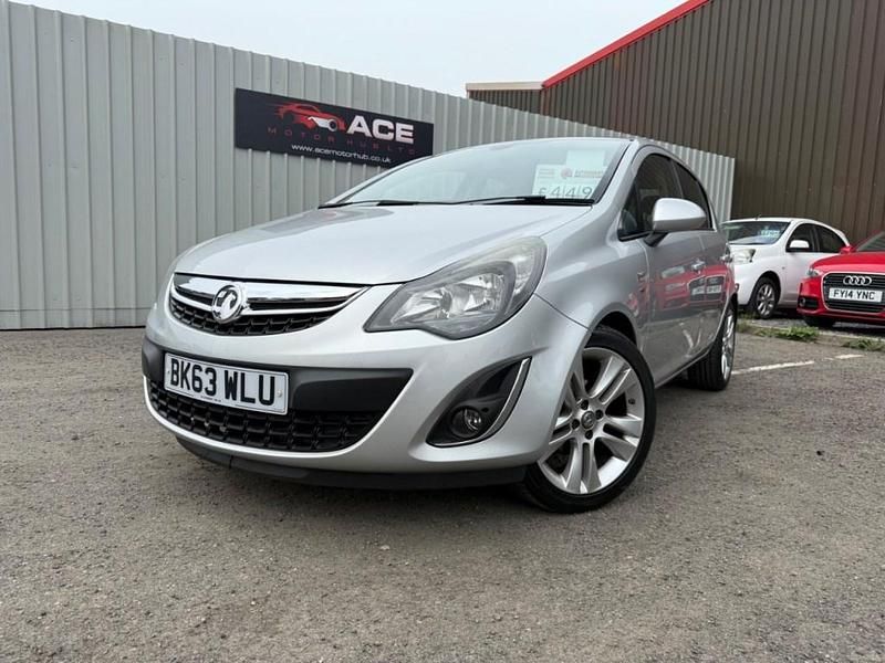 Silver Used 2013 Vauxhall Corsa Hatchback | £4,495 (Good price) - Image 1/4